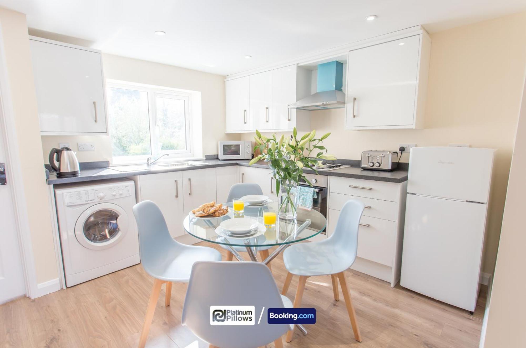 Modern Oxford 2 Bedroom Apartments, Near John Radcliffe Hospital, Weekly & Monthly Deals Exteriör bild